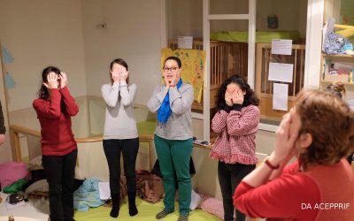 Inter-crèches en chaussettes : Historiettes, jeux de doigts et comptines pour s’amuser avec son tout-petit