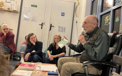 Intercrèches en chaussettes le 3 décembre sur la performance parentale – Paris 19